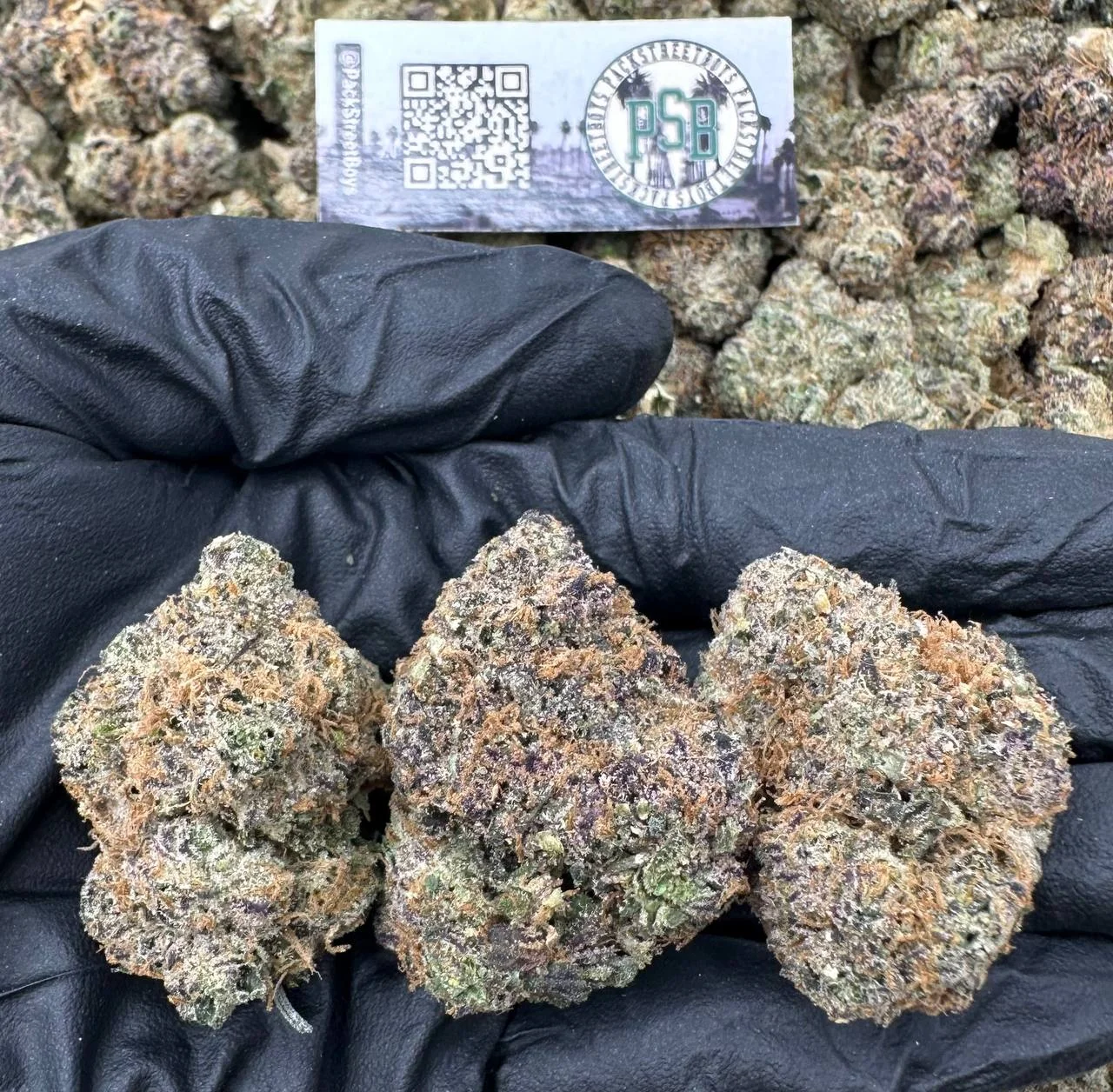 Cherry Bang 🍒💥(molded)